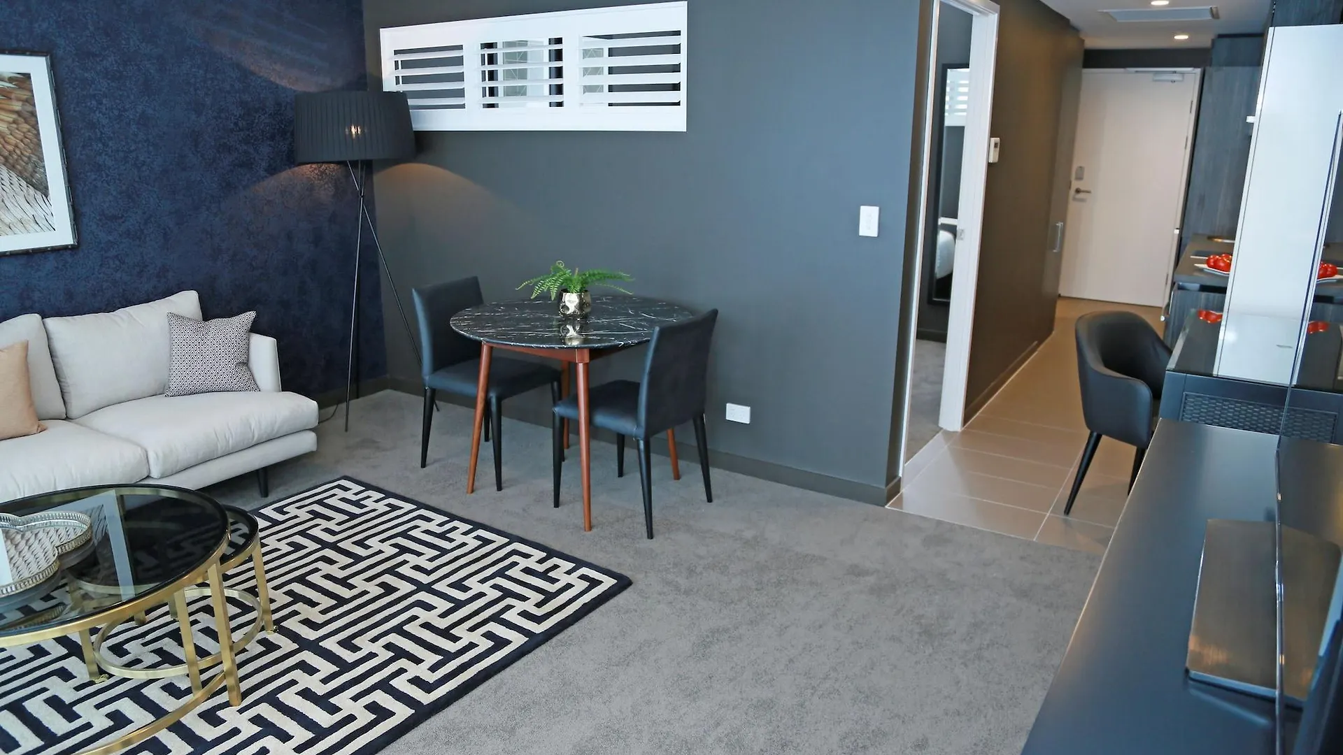 ****  Alex Perry Hotel & Apartments Брисбен Австралия