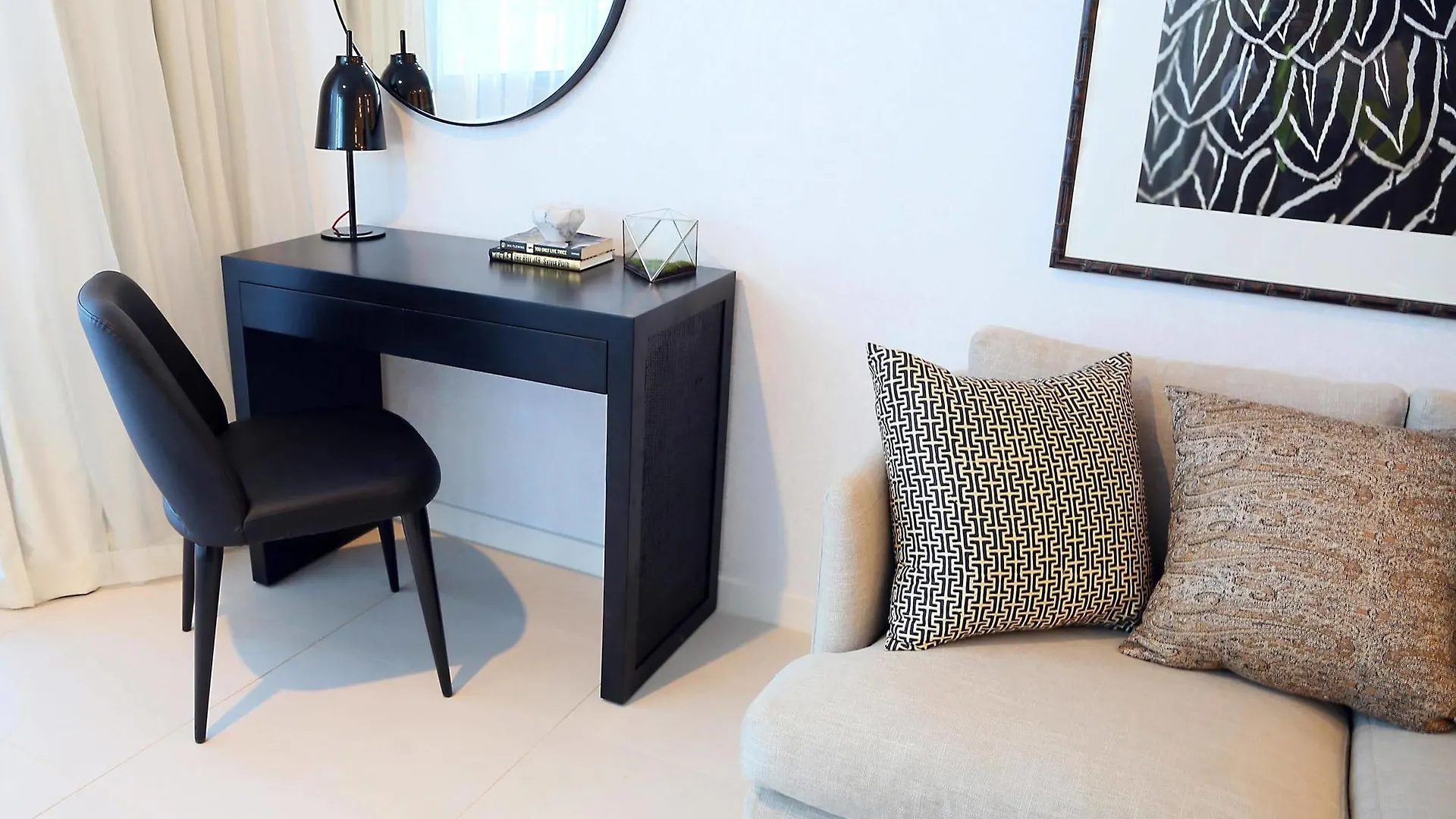Alex Perry Hotel & Apartments Brisbane 4*,