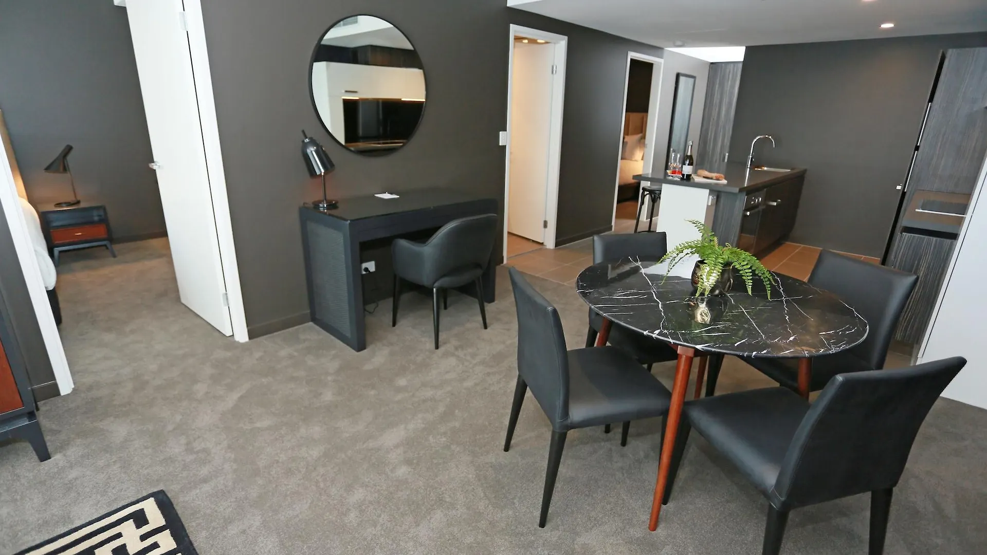 Alex Perry Hotel & Apartments Brisbane