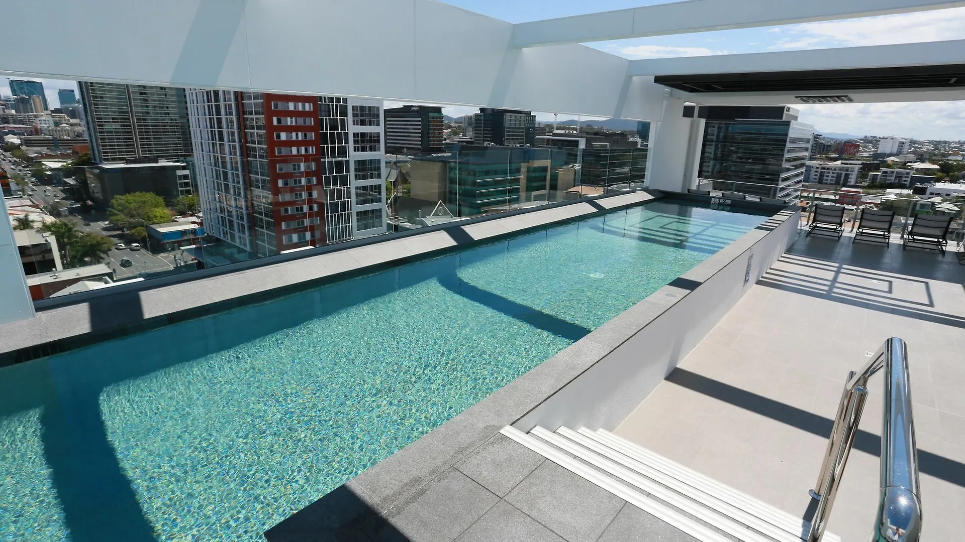 Alex Perry Hotel & Apartments Brisbane